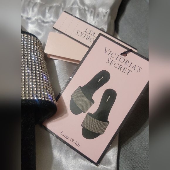 Victoria secret sparkly Bridal slippers - Picture 2 of 7